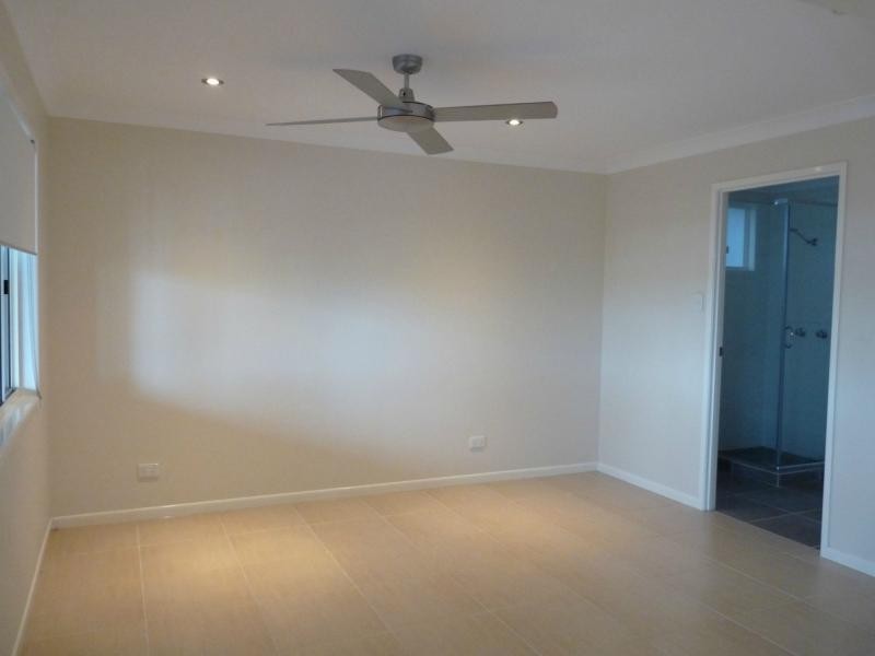 28 Amaroo Street, Boyne Island QLD 4680