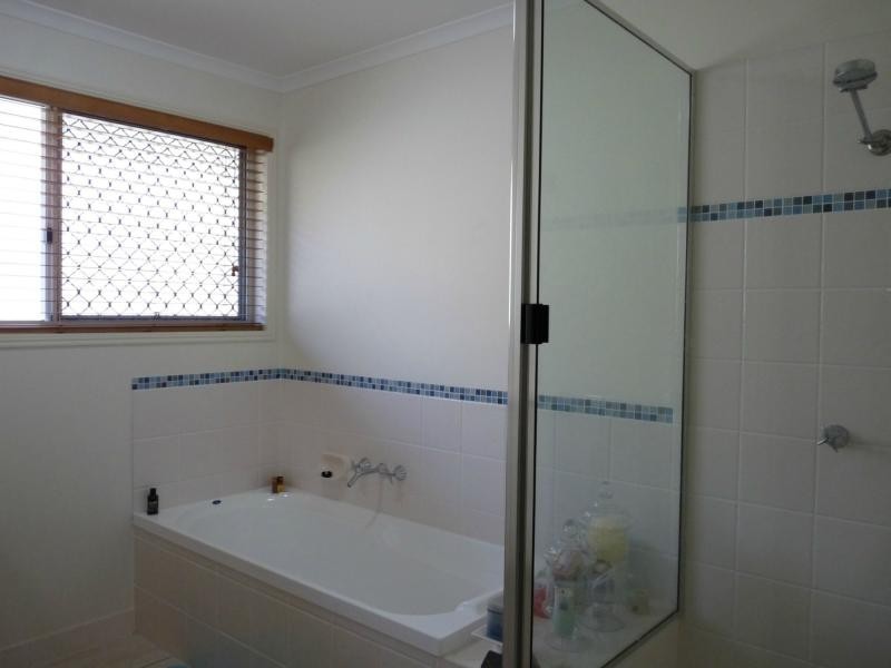 10 Leonie Court, Gladstone, Gladstone QLD 4680