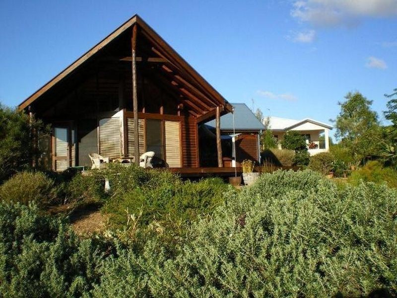 34 Riverside Drive, Tannum Sands QLD 4680