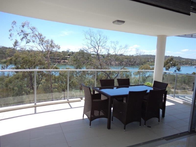 11/2 The Promenade, Boyne Island QLD 4680