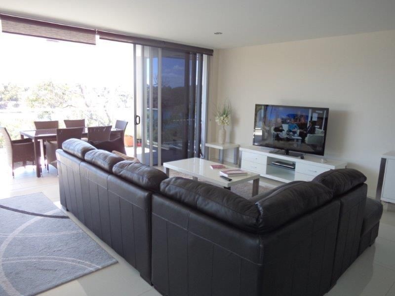 11/2 The Promenade, Boyne Island QLD 4680