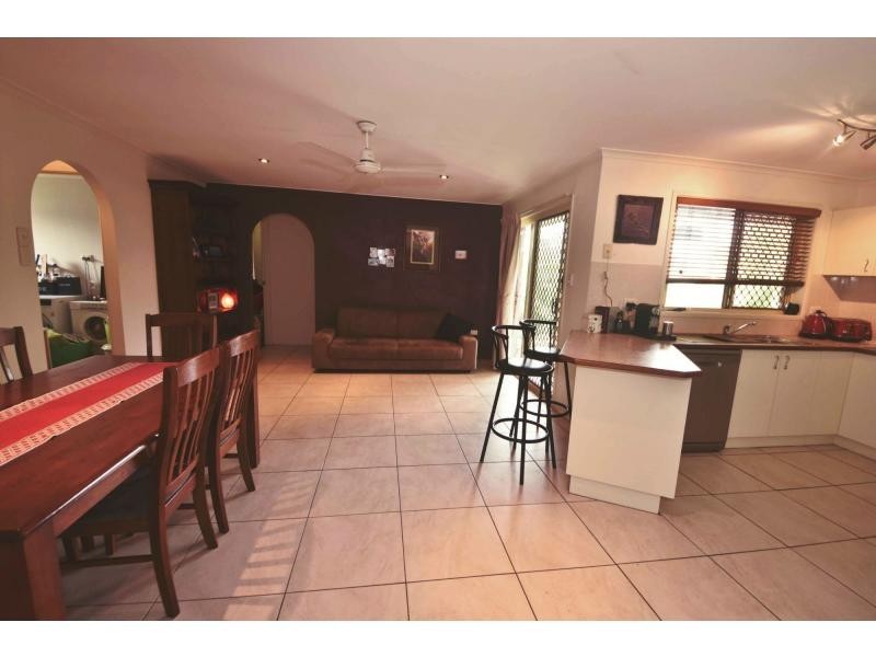 14 Lomandra Street, Boyne Island QLD 4680