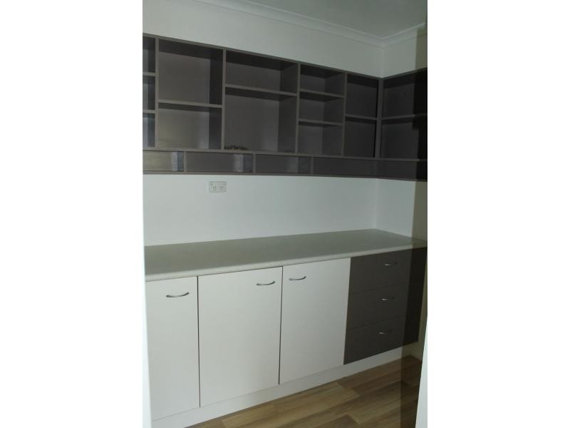 12 Tasman Court, Boyne Island QLD 4680