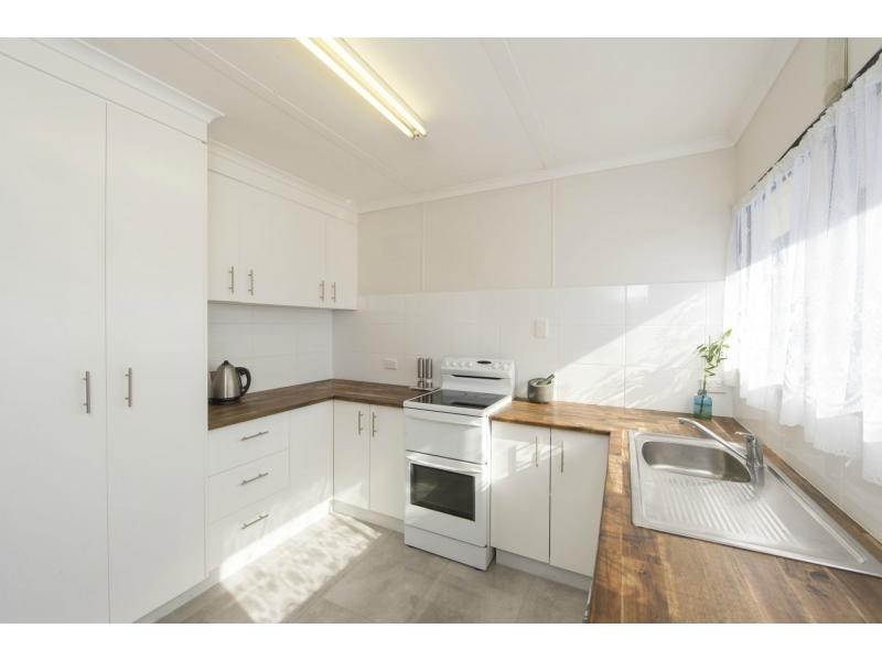 14 Macedon Street, Tannum Sands QLD 4680