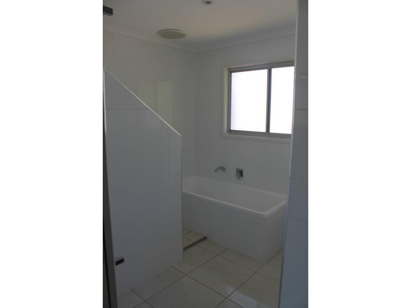28 Latrobe Street, Tannum Sands QLD 4680