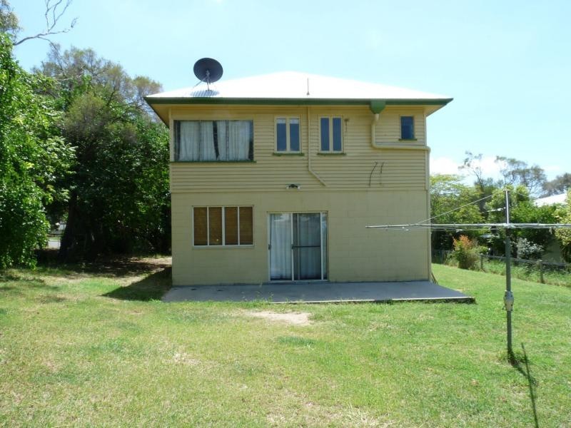 9 Margaret Street, South Gladstone QLD 4680