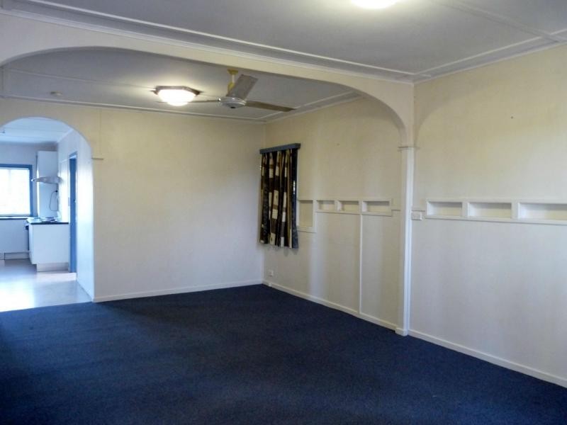 9 Margaret Street, South Gladstone QLD 4680