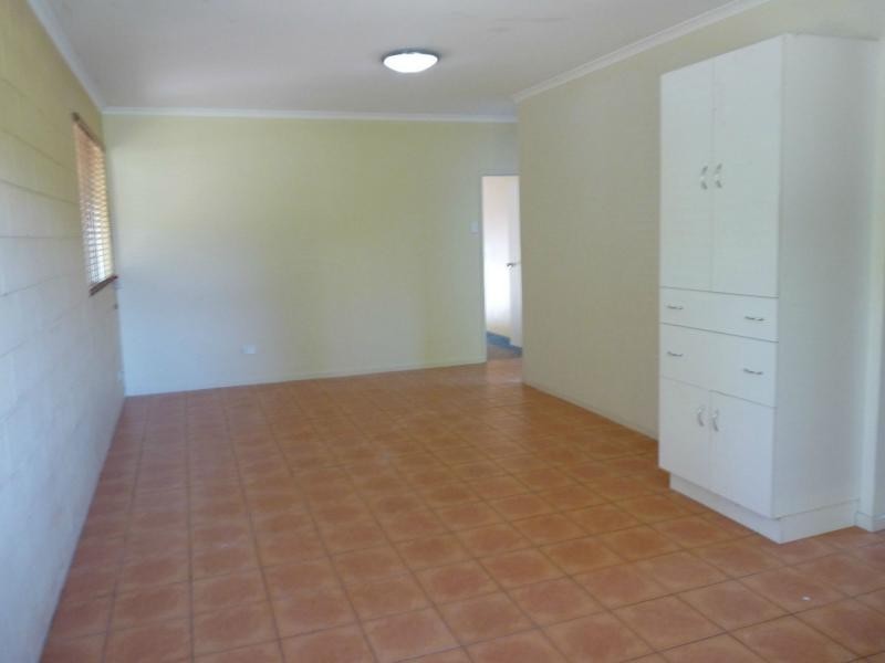 9 Margaret Street, South Gladstone QLD 4680