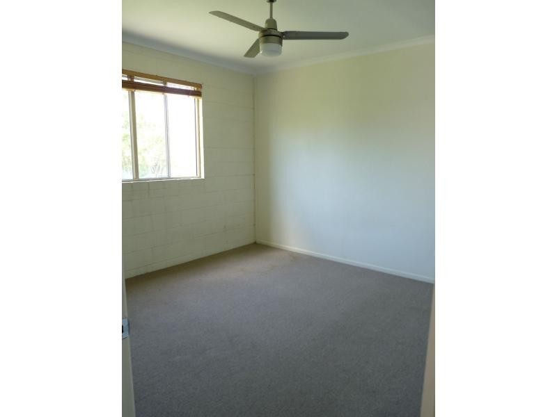 9 Margaret Street, South Gladstone QLD 4680