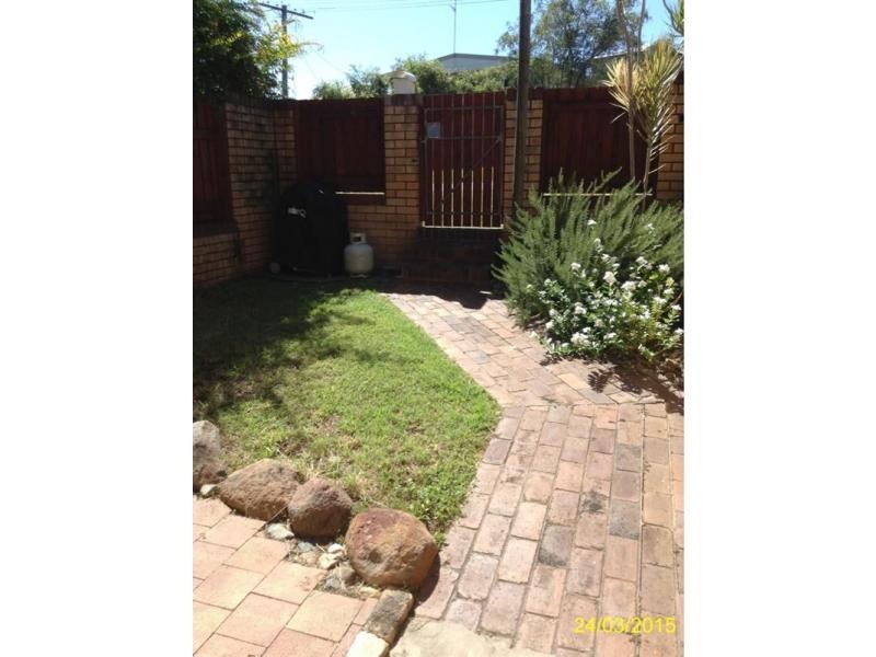 Unit 4/26 Beach Avenue, Tannum Sands QLD 4680