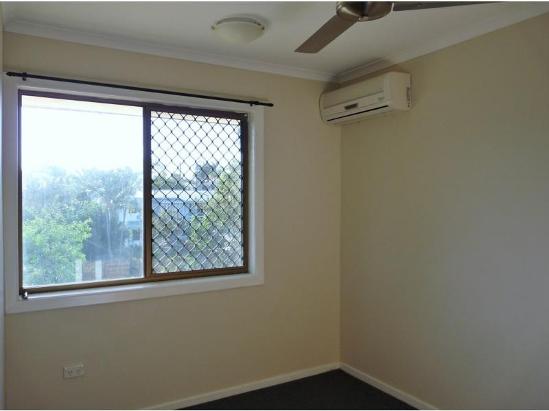 Unit 4/26 Beach Avenue, Tannum Sands QLD 4680