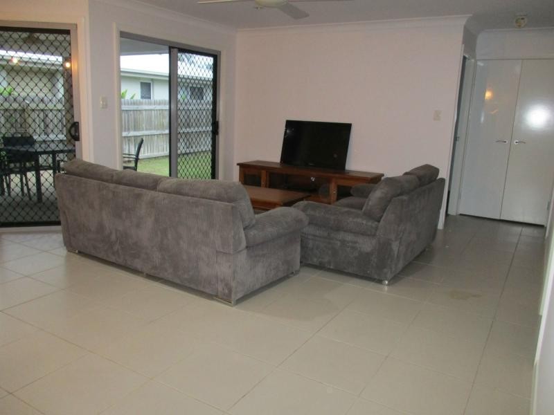 30 Daintree Boulevard, New Auckland QLD 4680