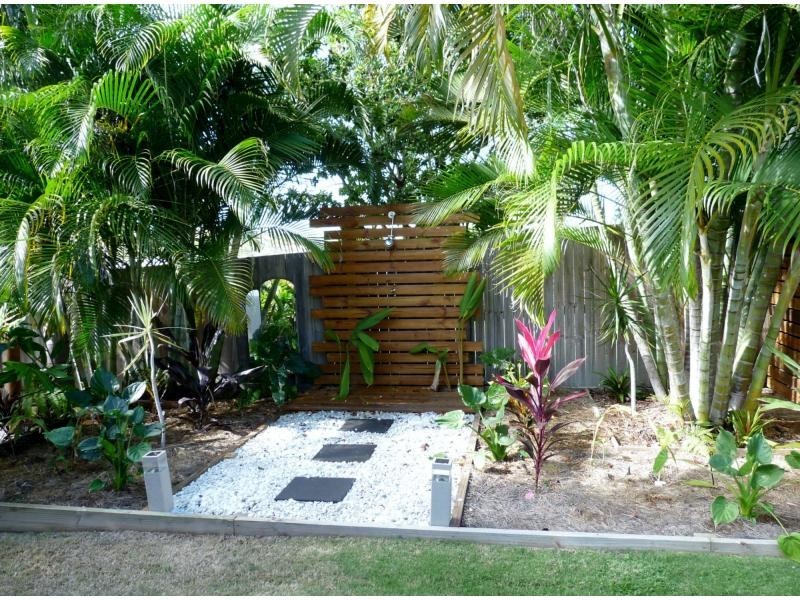 10 Swains Court, Boyne Island QLD 4680
