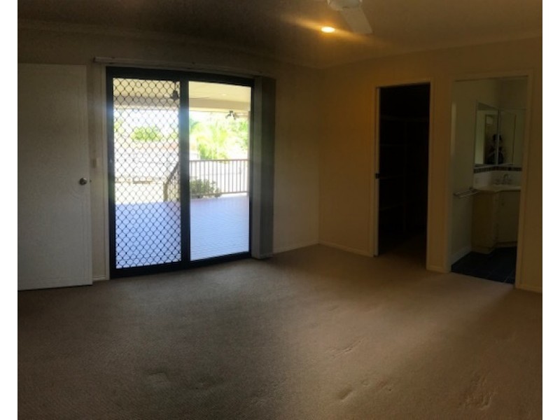 10 Douglas Street, Tannum Sands QLD 4680