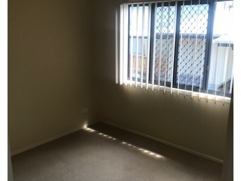 10 Douglas Street, Tannum Sands QLD 4680