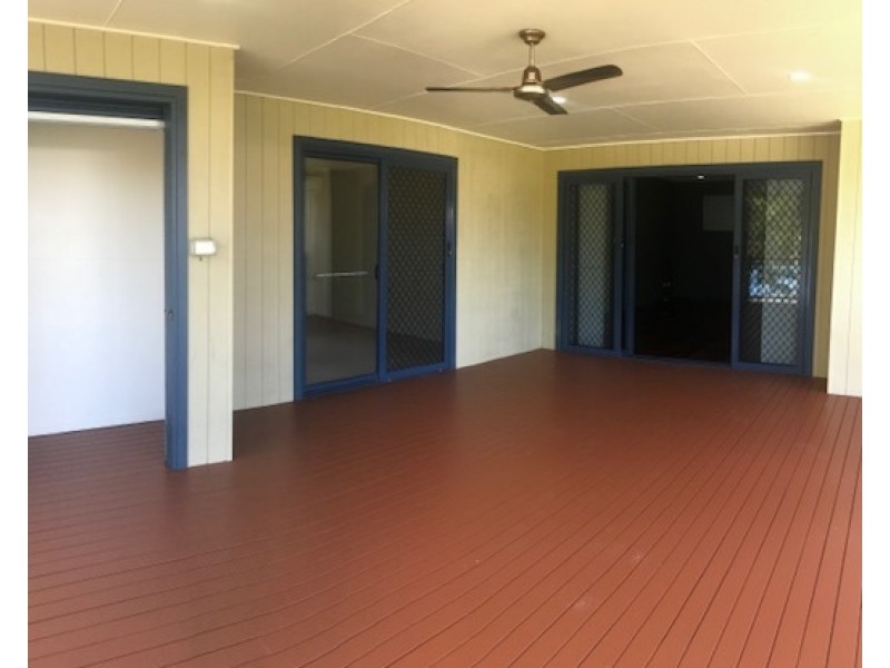 10 Douglas Street, Tannum Sands QLD 4680