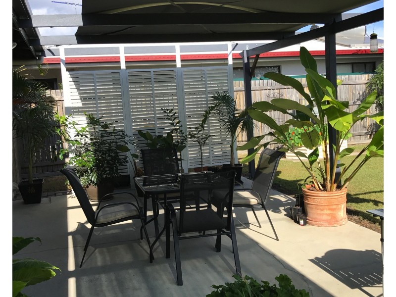 43 J Hickey Ave, Clinton QLD 4680