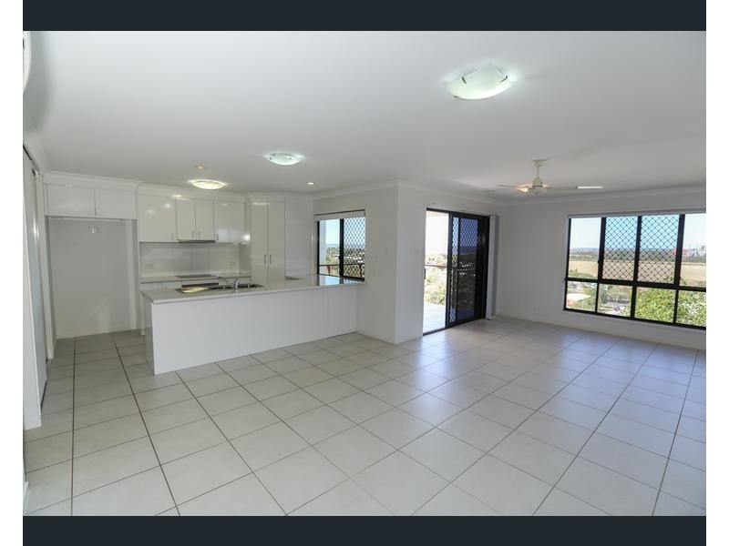 11/29-31 Ann Street, South Gladstone QLD 4680