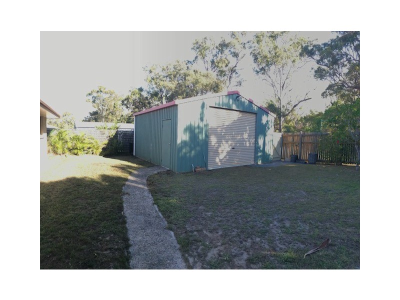 6 Kirrang Pl, Boyne Island QLD 4680