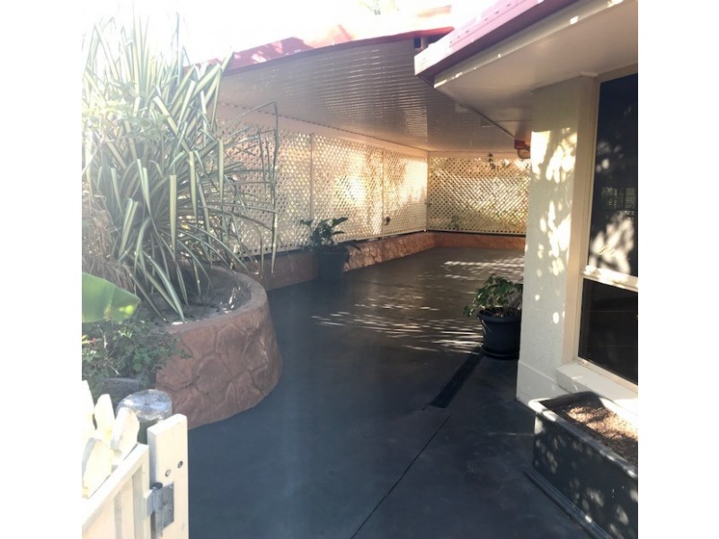 6 Kirrang Pl, Boyne Island QLD 4680