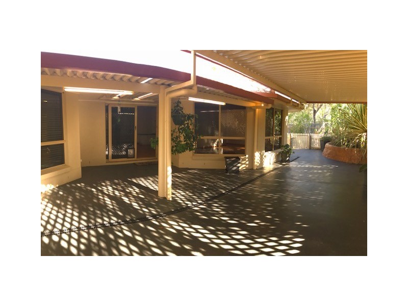 6 Kirrang Pl, Boyne Island QLD 4680