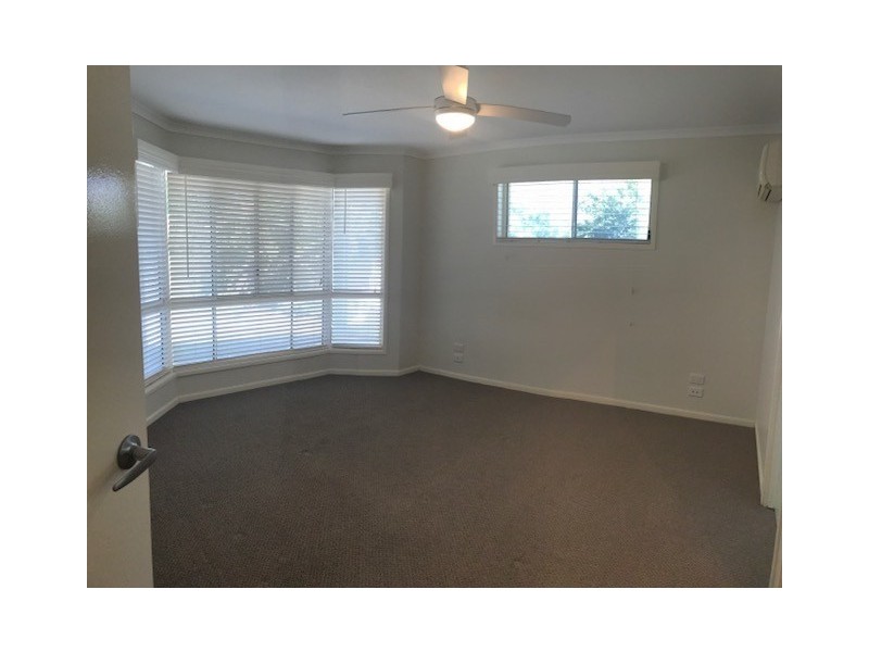 49 Cremorne Dr, Tannum Sands QLD 4680