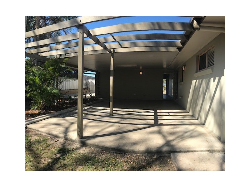 49 Cremorne Dr, Tannum Sands QLD 4680