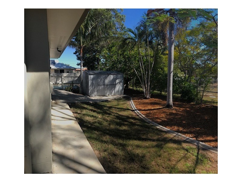 49 Cremorne Dr, Tannum Sands QLD 4680