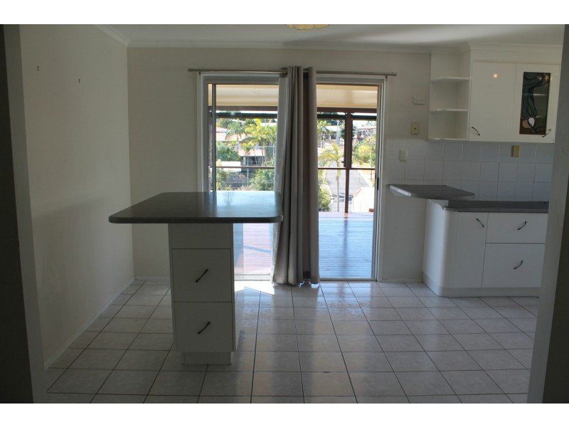 12 Macedon Street, Tannum Sands QLD 4680