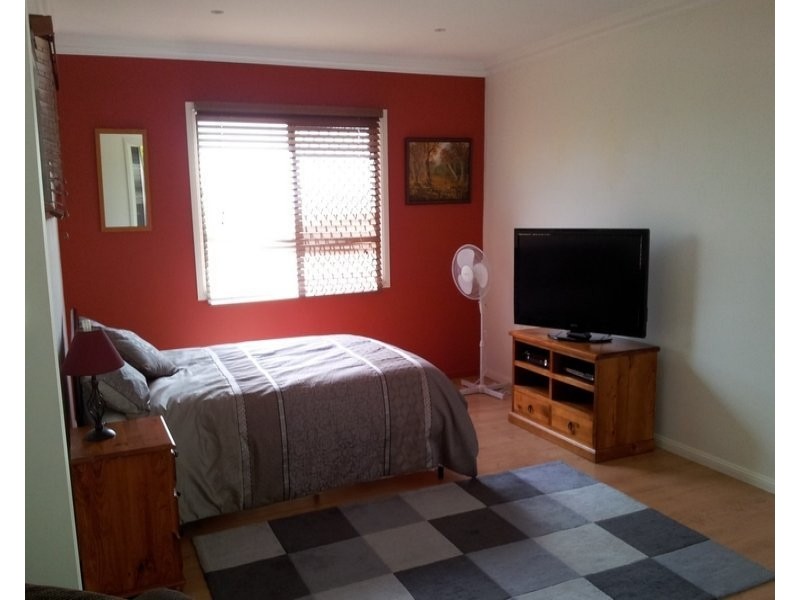 20 Llewellyn Cl, Clinton QLD 4680