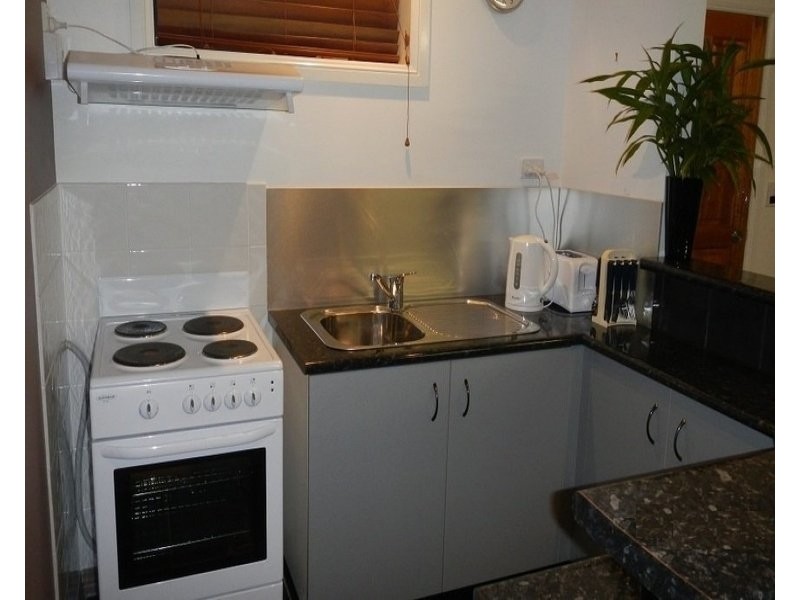 20 Llewellyn Cl, Clinton QLD 4680