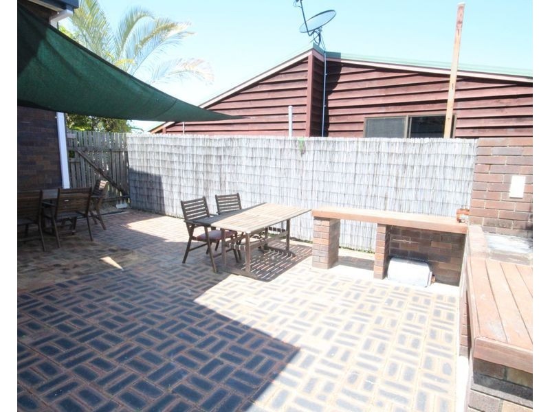 15 Sayre Crescent, Boyne Island QLD 4680