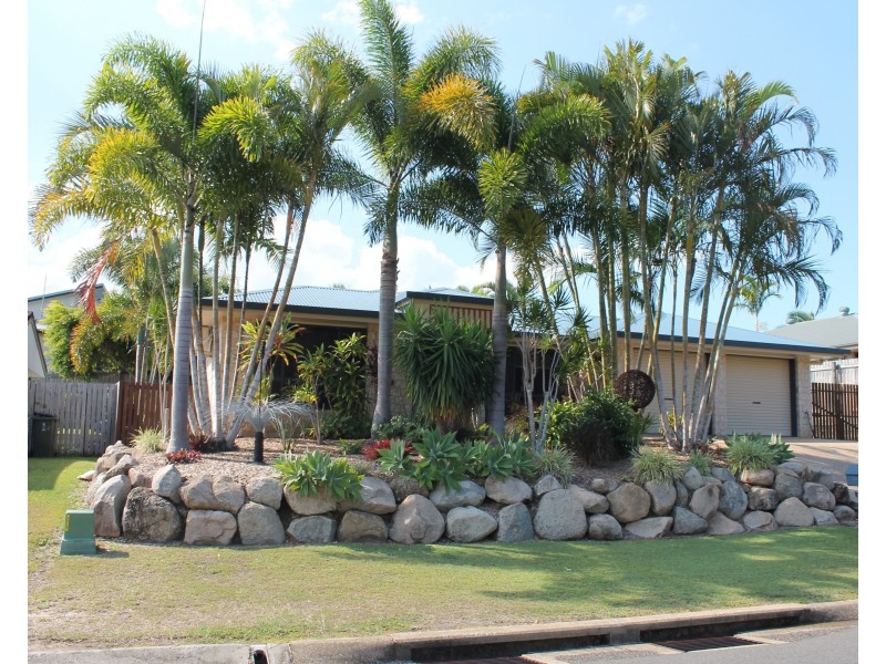 9 Pryde Street, Tannum Sands QLD 4680