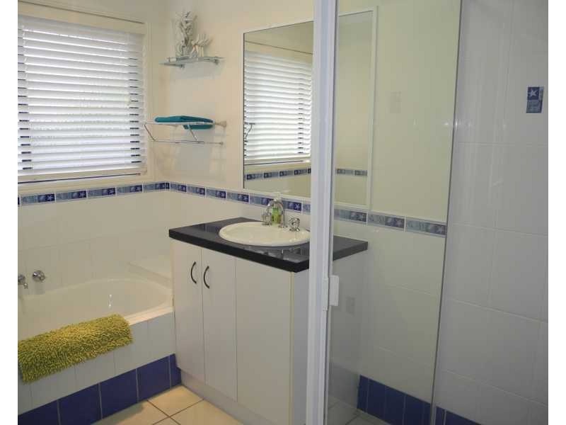 9 Pryde Street, Tannum Sands QLD 4680