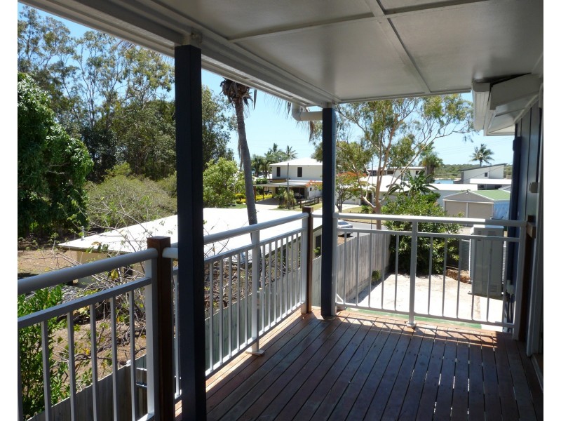 71 Wyndham Ave, Boyne Island QLD 4680