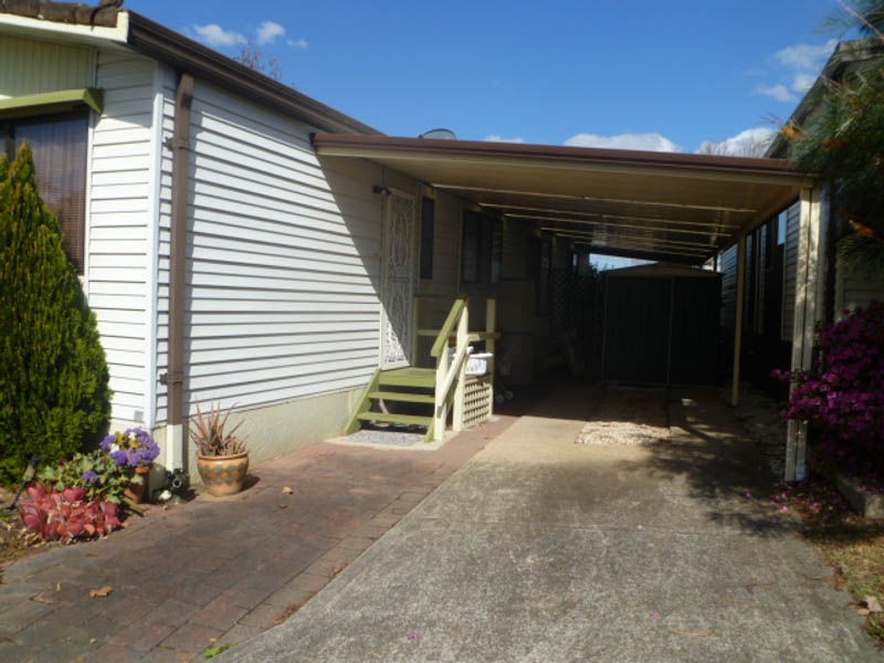 240/30 Majestic Drive, Stanhope Gardens NSW 2768