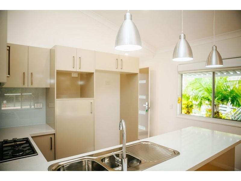 319 Bradman Avenue, Maroochydore QLD 4558