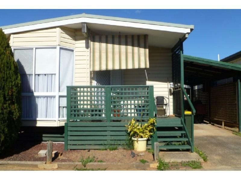 215/30 Majestic Drive, Stanhope Gardens NSW 2768