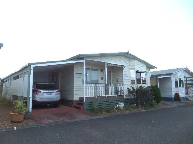 126/25 Mulloway Road, Chain Valley Bay NSW 2259