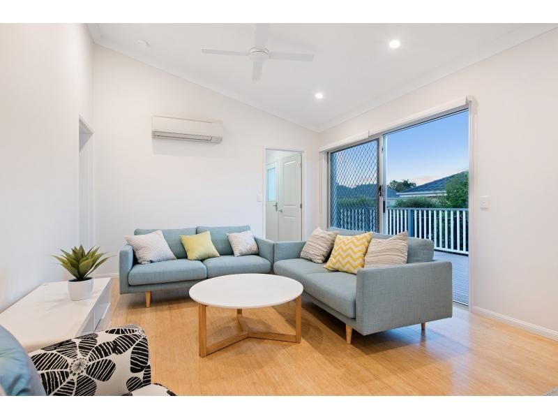 16 Holzheimer Road, Gateway Lifestyle Regal Waters, Bethania QLD 4205