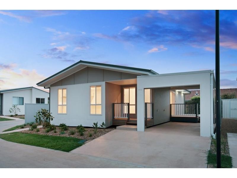 16 Holzheimer Road, Gateway Lifestyle Regal Waters, Bethania QLD 4205