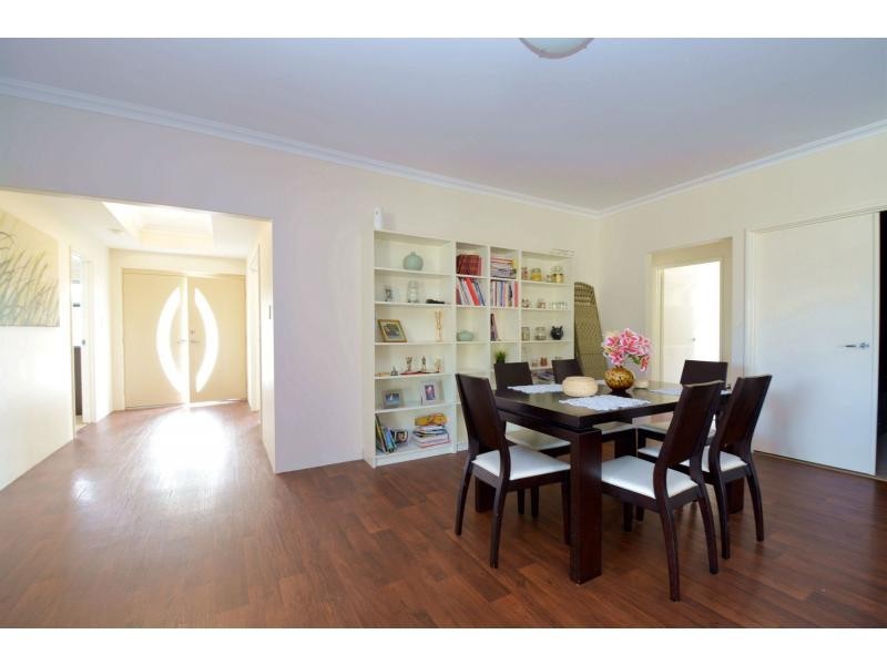 5 Carnaby Way, Harrisdale WA 6112