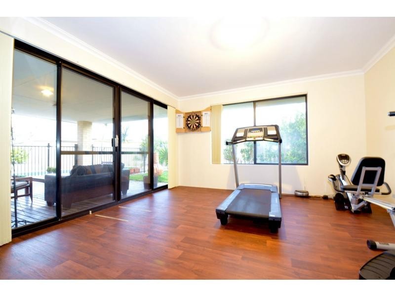 5 Carnaby Way, Harrisdale WA 6112