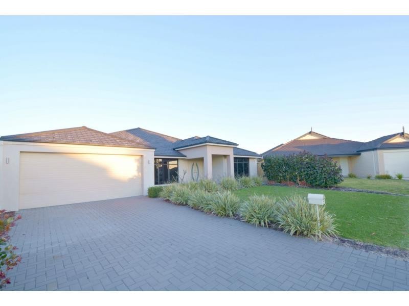 5 Carnaby Way, Harrisdale WA 6112