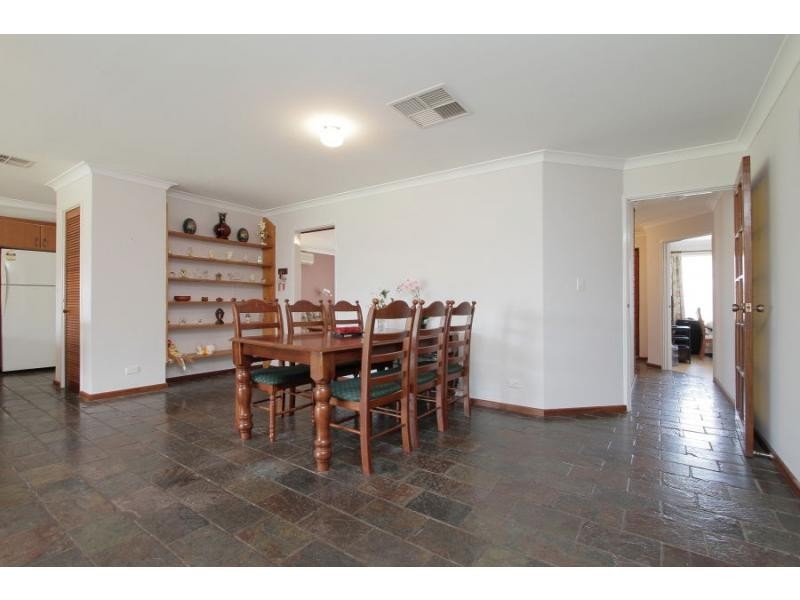 10 Macarthur Court, Willetton WA 6155