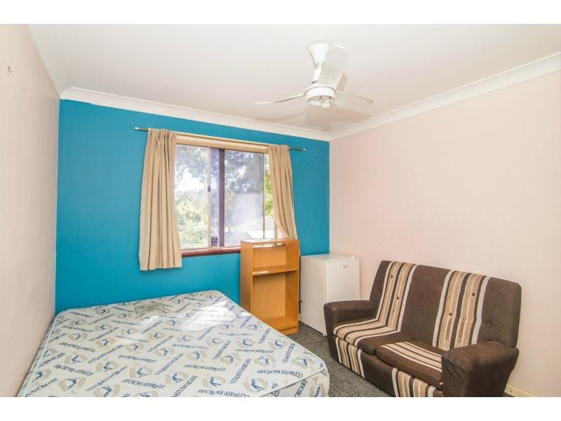 3 Castle Place, Armadale WA 6112