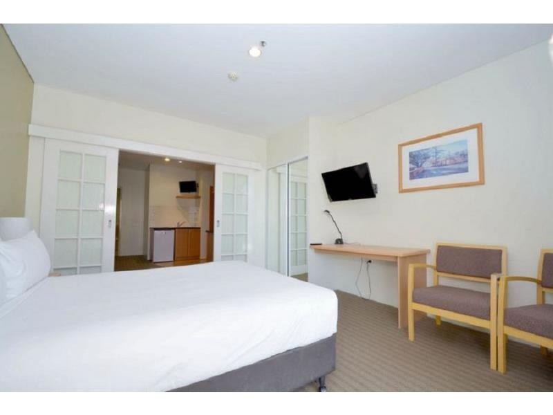 No. 801 12 Victoria Avenue, Perth WA 6000