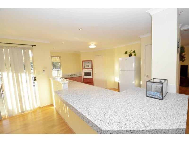 13 Rosella Place, Gosnells WA 6110