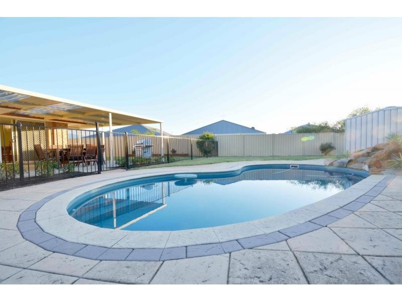 13 Rosella Place, Gosnells WA 6110