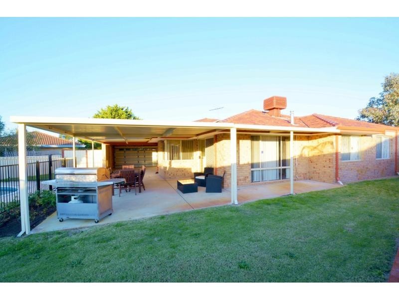 13 Rosella Place, Gosnells WA 6110